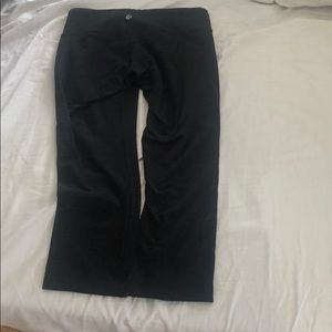 LULULEMON-3/4 length black leggings. Size 4.